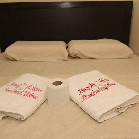 Honey Hunt House Hotel Cebu Exterior photo
