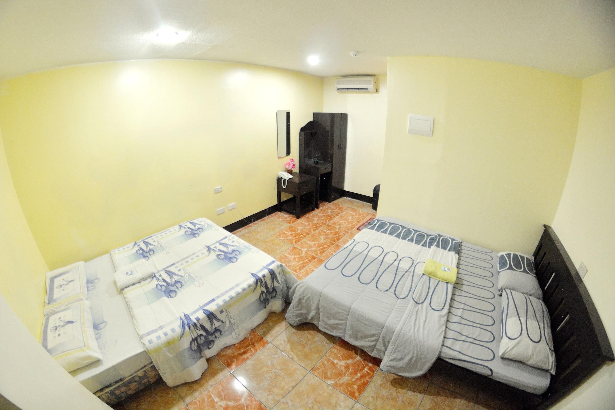 Honey Hunt House Hotel Cebu Exterior photo
